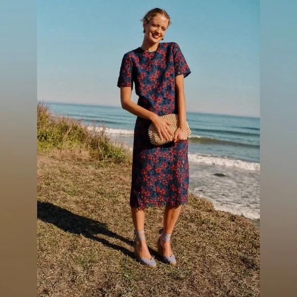 Tuckernuck Pomander Place Midnight Floral Lace Seraphina Midi Dress - Picture 2 of 16